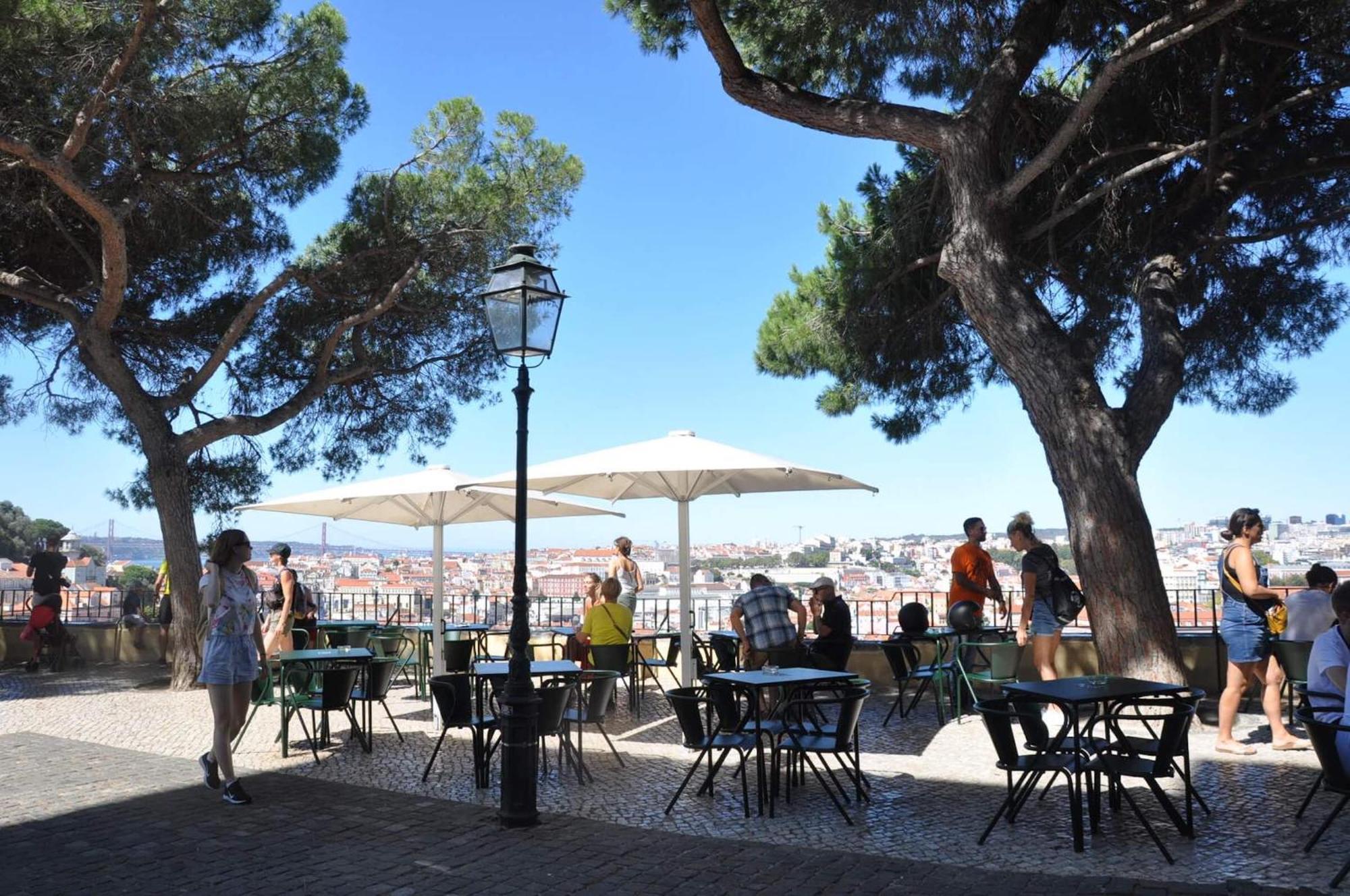 Costa Do Castelo Terrace, Em Rua Dos Lagares 8 Lägenhet Lisboa Exteriör bild